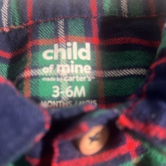 Carters - Child of mine plaid shirt long sleeves size 3-6 m - Picture 4 of 5